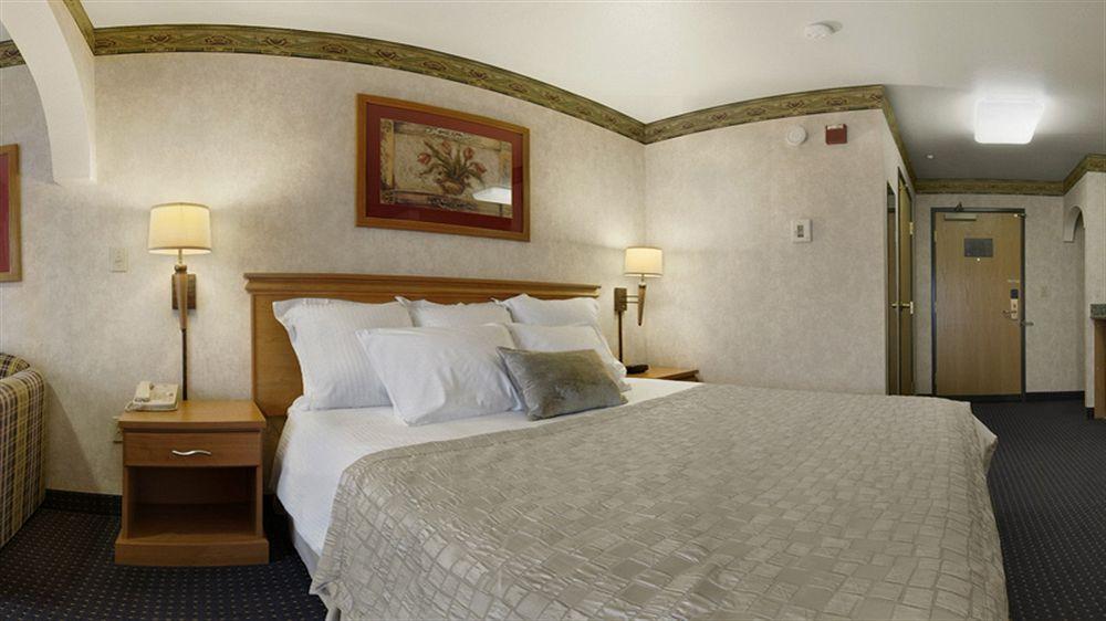 Hawthorn Suites By Wyndham Ливърмор Екстериор снимка